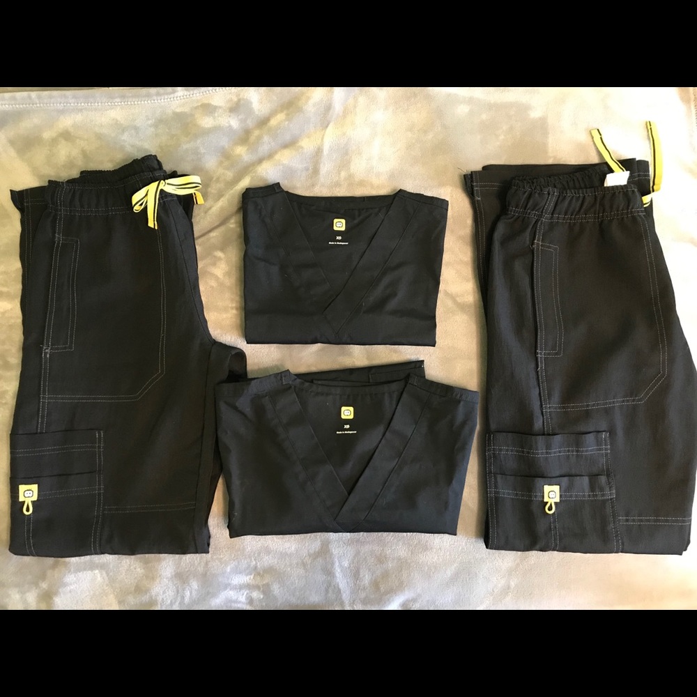 Women’s Scrub Set Bundle